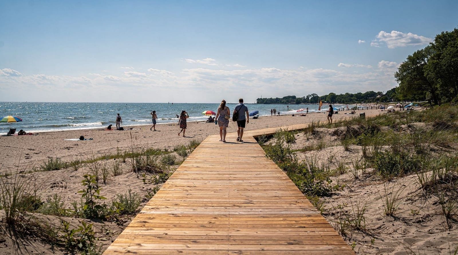 Guide to The Beaches — The Beaches is Toronto's low-key east-end escape — a 3km boardwalk, sandy Lake O