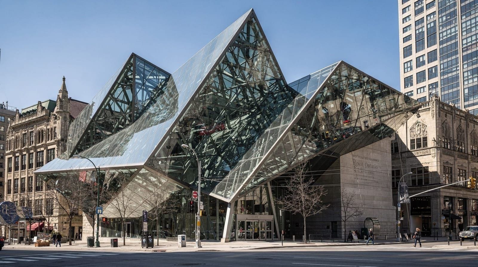 Royal Ontario Museum guide — What's actually worth seeing inside the ROM, current ticket prices, the free-adm