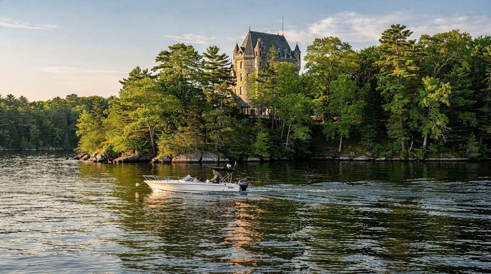 Thousand Islands & Kingston getaway — 3 days — easy — mid-range