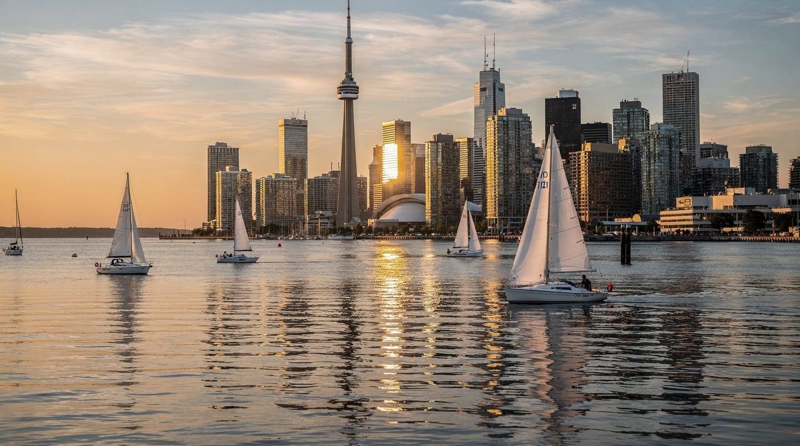 Toronto weekend escape — 2 days — easy — budget